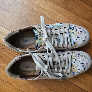 Cobb Hill Amalie floral shoes sz 8.5